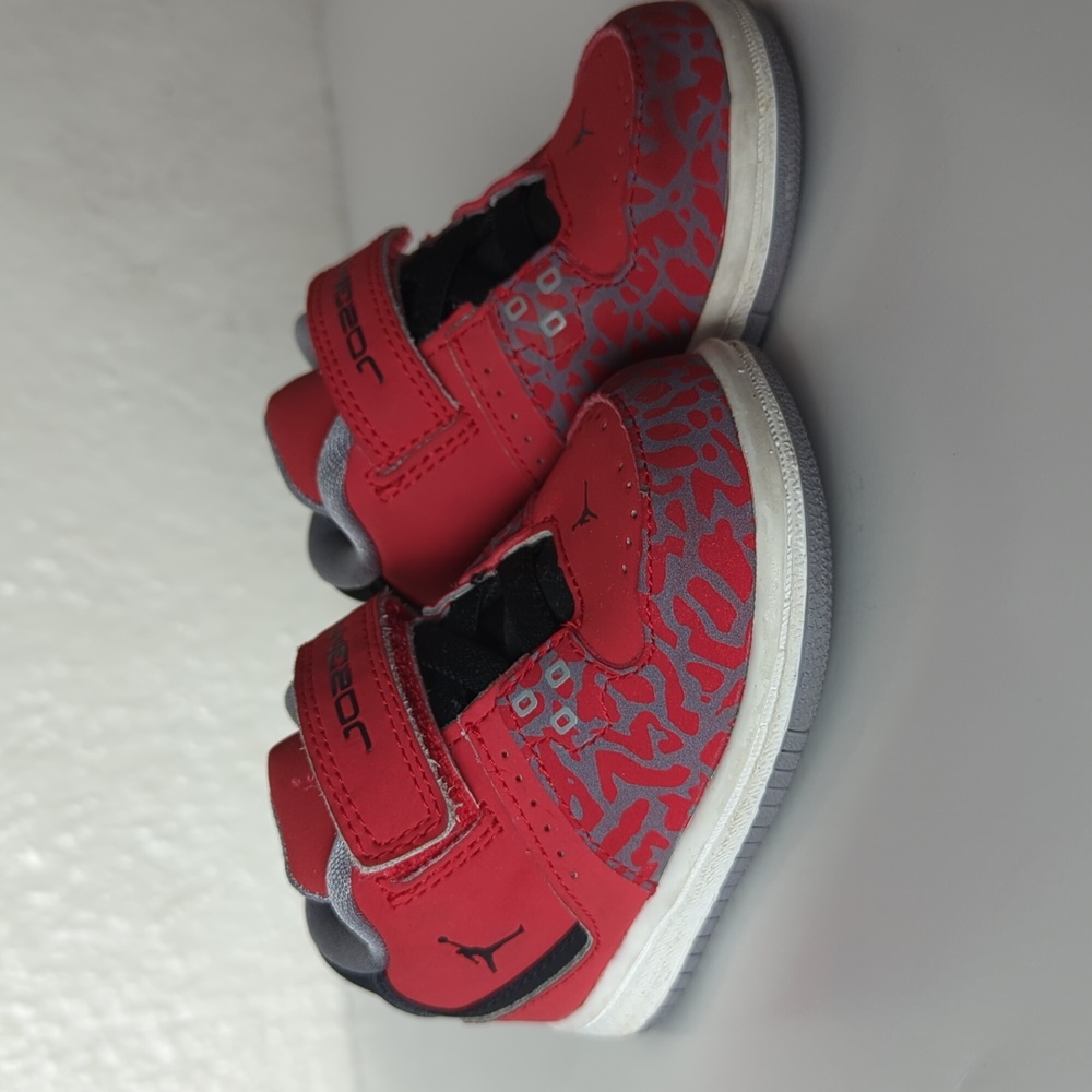 Nike Jordan 1 Flight 2 Low Size 4C Toddler Red Gray Sneakers